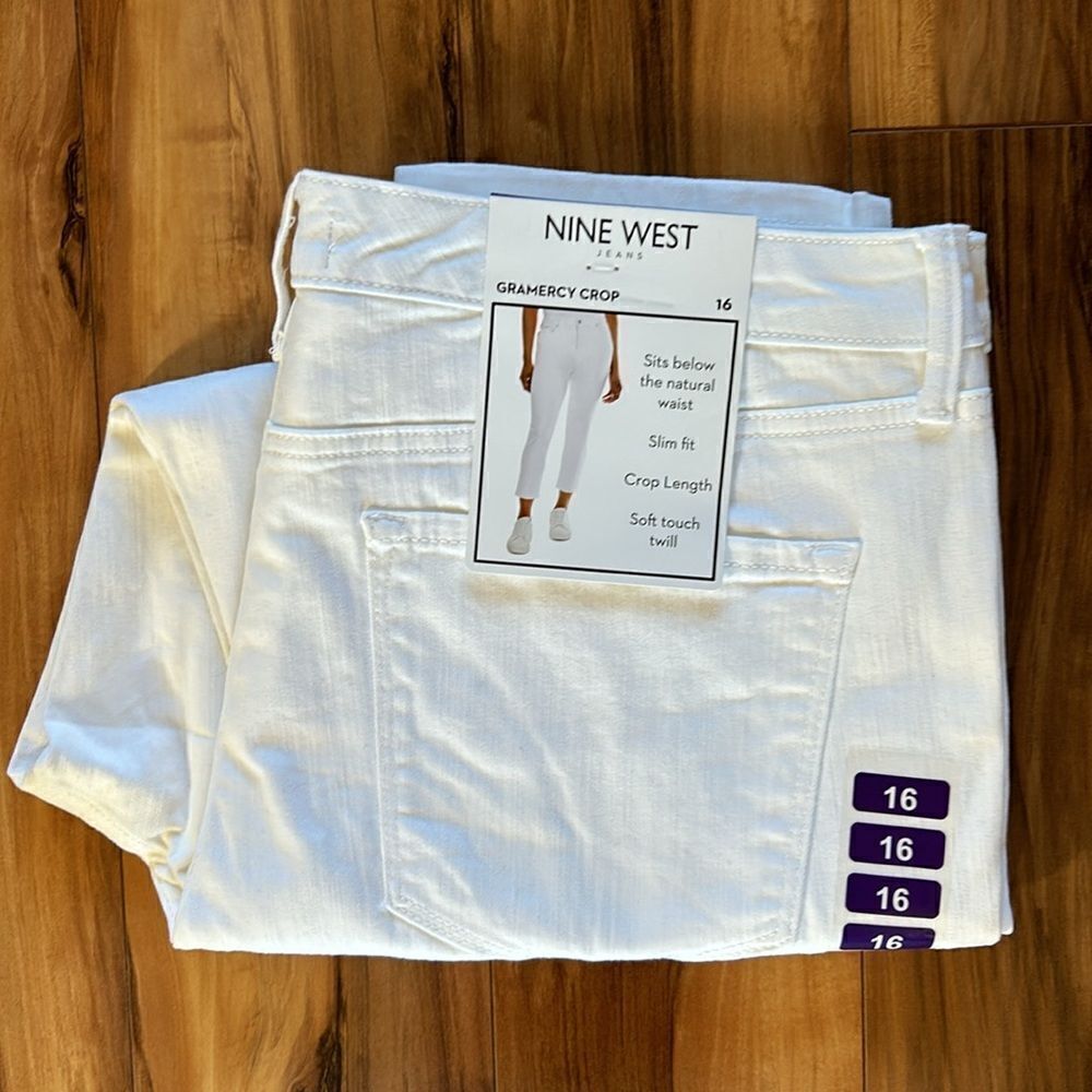 NEW Nine West White Gramercy Crop Jeans